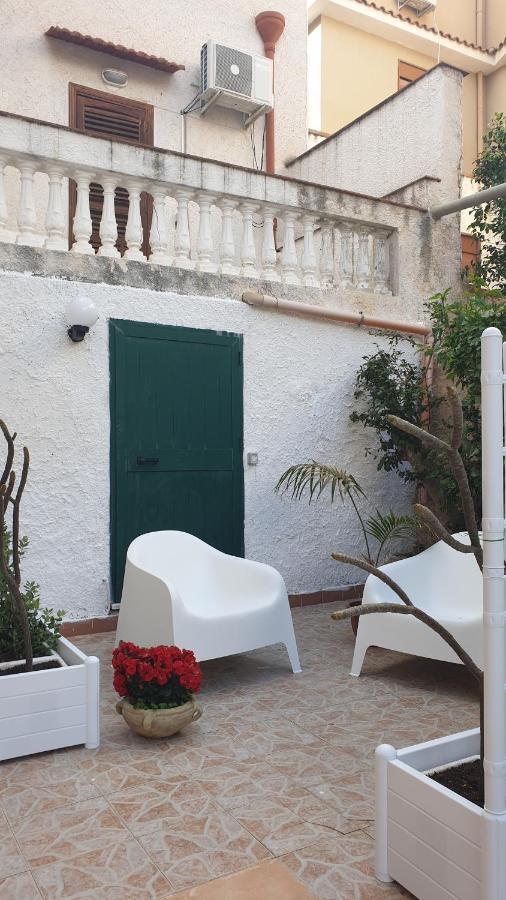 Ferienwohnung La Pomelia Palermo Exterior foto