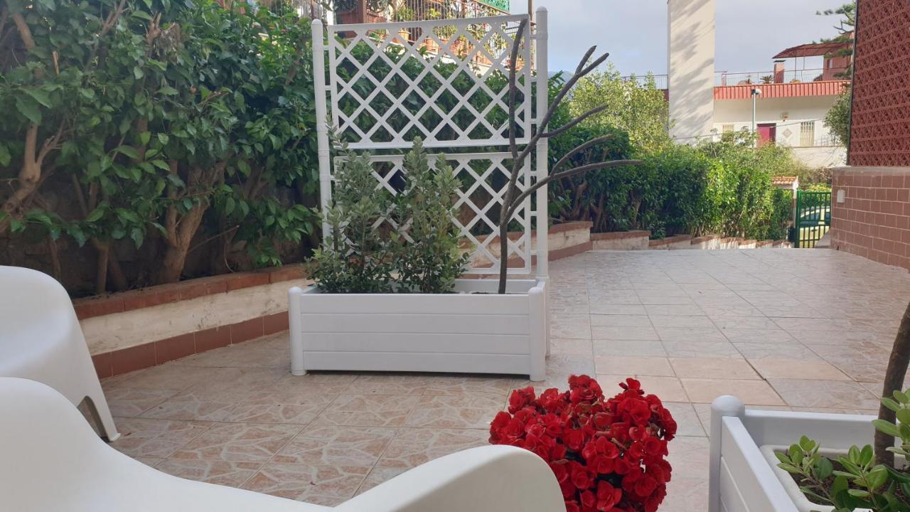 Ferienwohnung La Pomelia Palermo Exterior foto