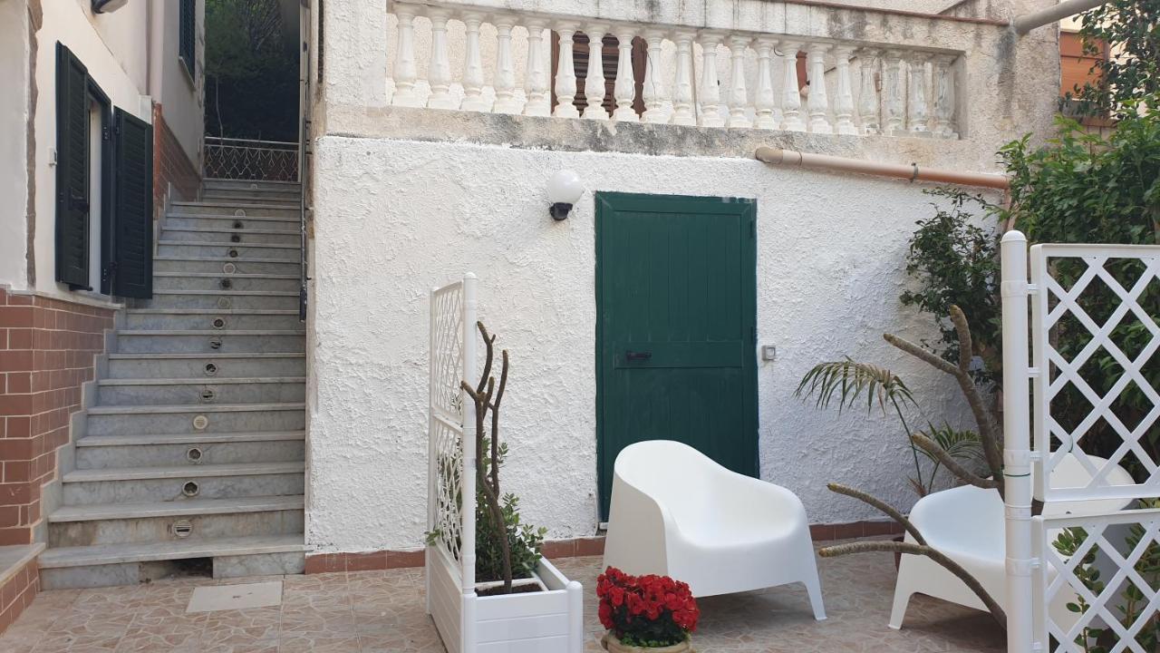 Ferienwohnung La Pomelia Palermo Exterior foto